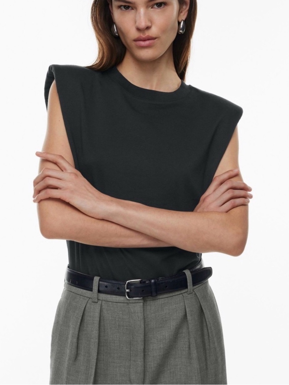 Aritzia Babaton Black Shoulder Pad Tank Med